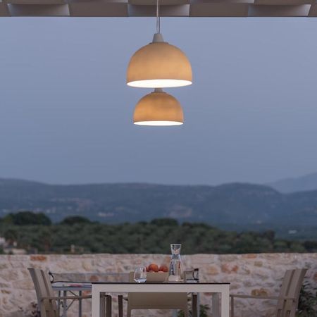 Evaero Villas I, Ii, Iii, IV - An Ever-So Inviting Escape, By Thinkvilla Sfáka Zewnętrze zdjęcie