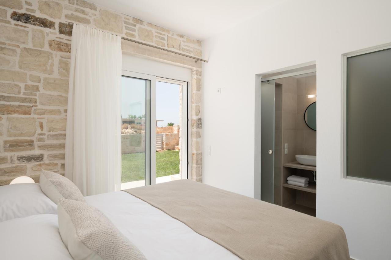 Evaero Villas I, Ii, Iii, IV - An Ever-So Inviting Escape, By Thinkvilla Sfáka Zewnętrze zdjęcie