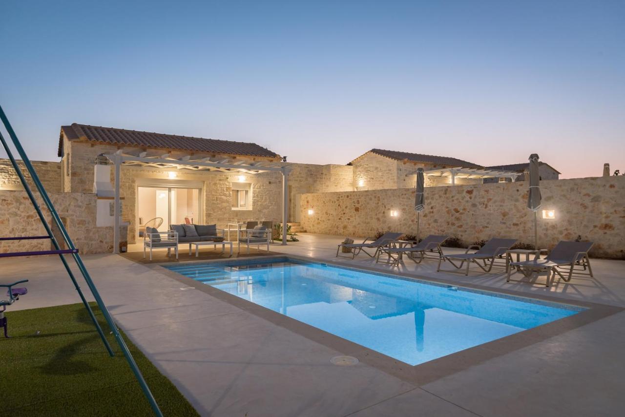 Evaero Villas I, Ii, Iii, IV - An Ever-So Inviting Escape, By Thinkvilla Sfáka Zewnętrze zdjęcie